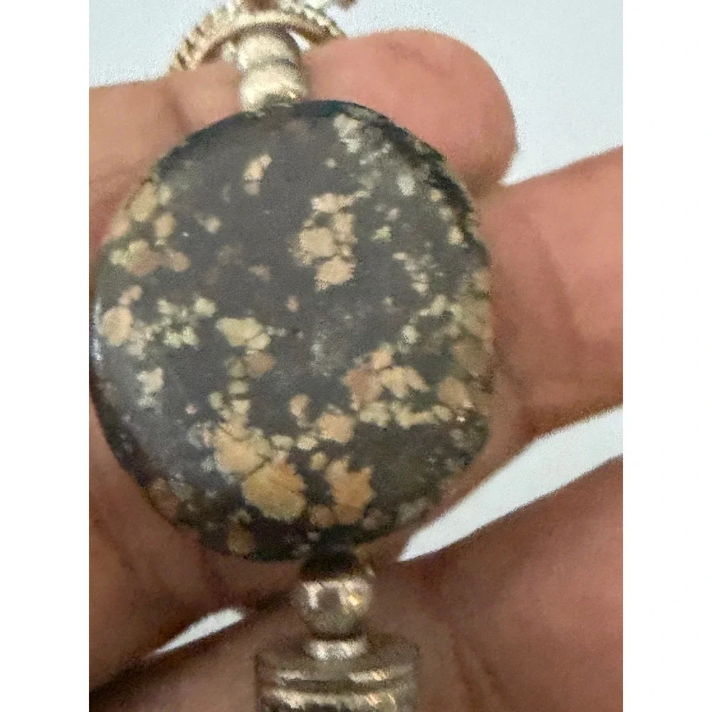 Unbranded chunky stone